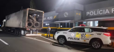 Polcia Rodoviria apreende pneus contrabandeados na Rodovia Raposo Tavares